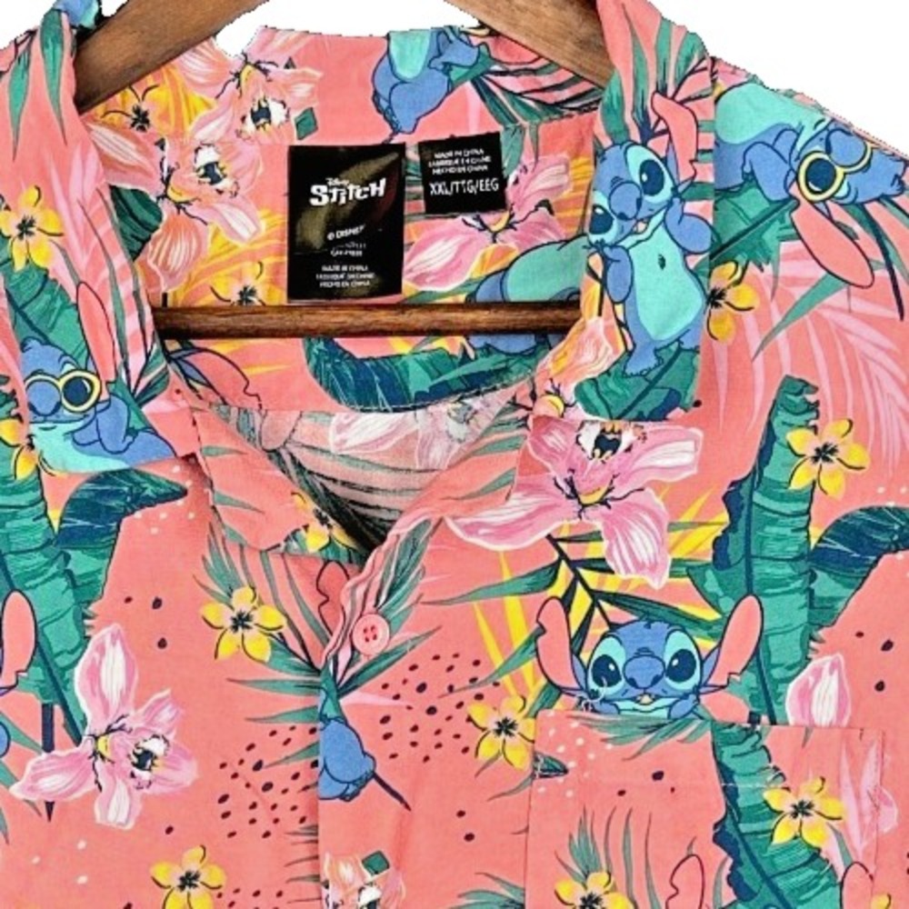 Disney Stitch Mens 2XL Pink Tropical Hawaiian Rayon Short Sleeve Shirt XXL